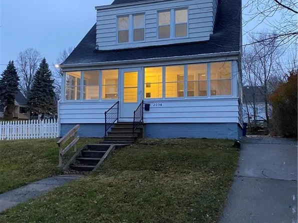 2054 Glencove Dr, Toledo, OH 43609