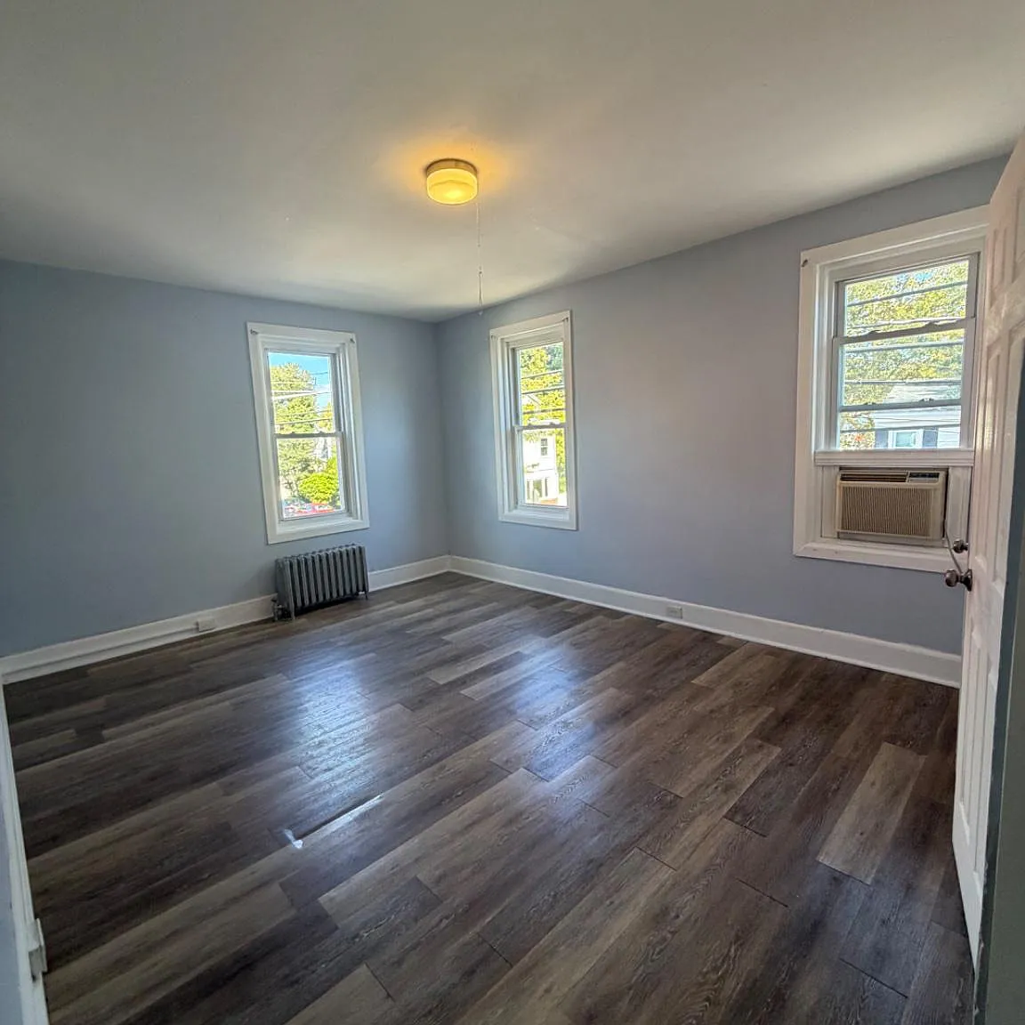 2 bed, 1.0 bath, 900 sqft, $1,450 — Photo 2