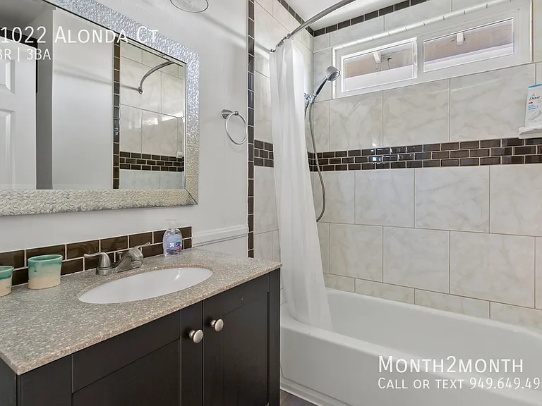 11022 Alonda Ct — Photo 17