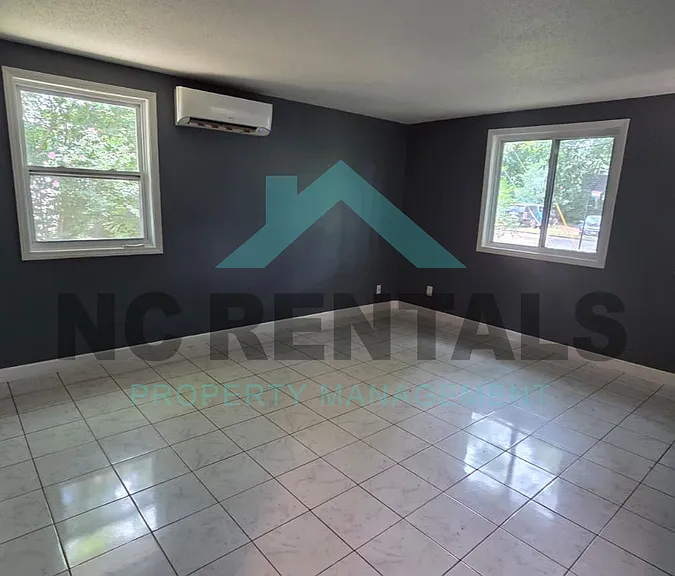 3211 Donnell St — Photo 16