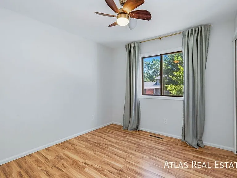 3243 Pepperwood Ln — Photo 12