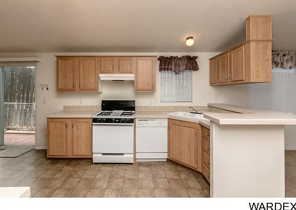 4th image of 4761 N Tracy Ln