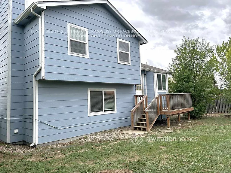 899 Daffodil St — Photo 14