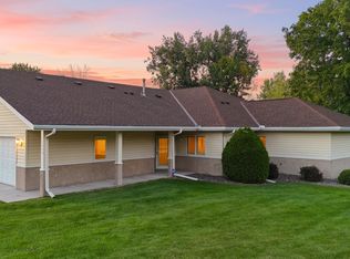 13040 Evergreen Dr, Lindstrom, MN 55045