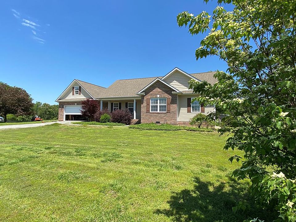 1st image of 106 Springbrooke Cir
