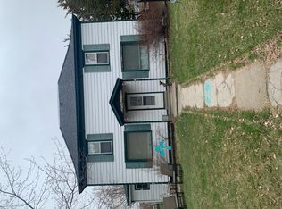 225 N Walnut St, Cody, NE 69211