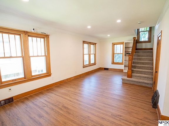 3rd image of 3329 Hickory St