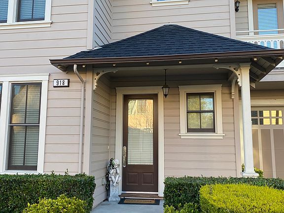 2nd image of 950 Boccoli St