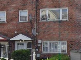 4820 Robertson St, Bronx, NY 10470