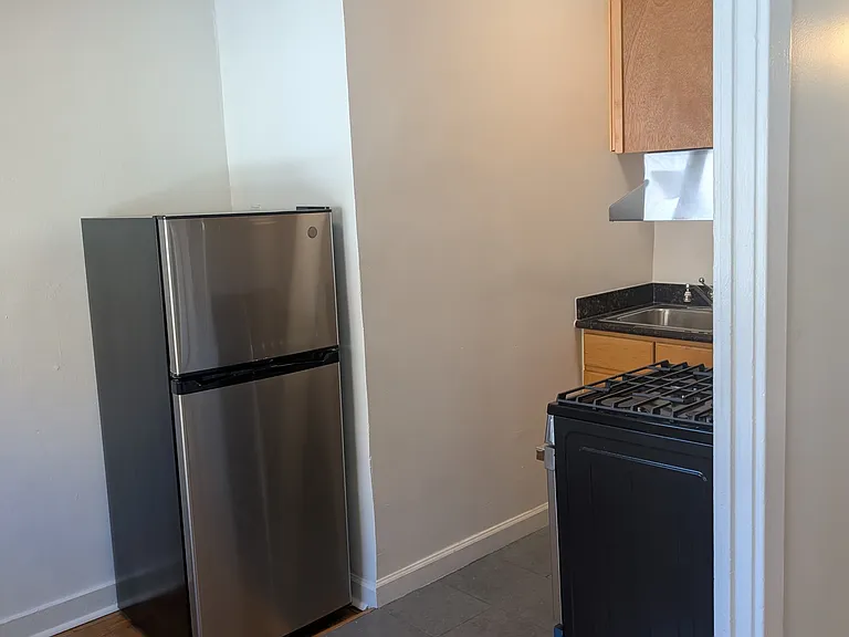 The Langham Apartments — Photo 39