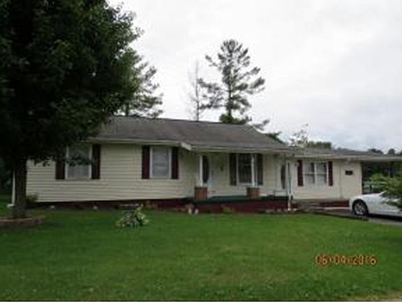 3rd image of 9204 Campus Ln