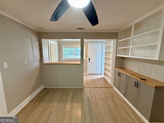2nd image of 4096 Adrian St