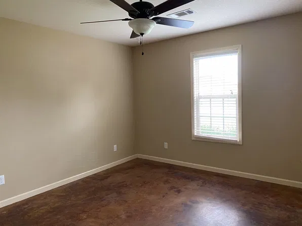 303 Shirley St, Brookland, AR 72417