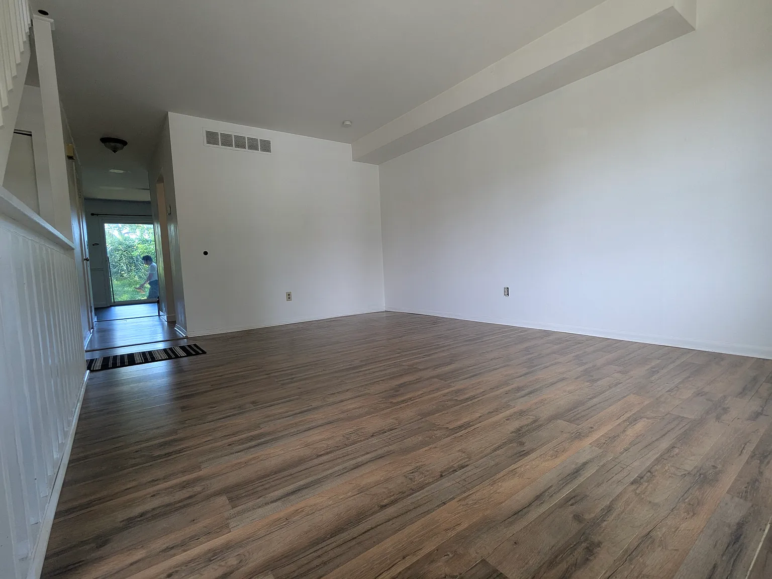 2 bed, 1.5 bath, 1250 sqft, $1,850 — Photo 3