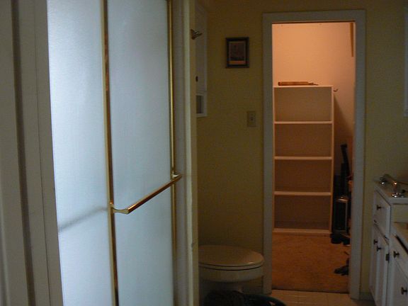 2nd image of 6219 Meadow Grv