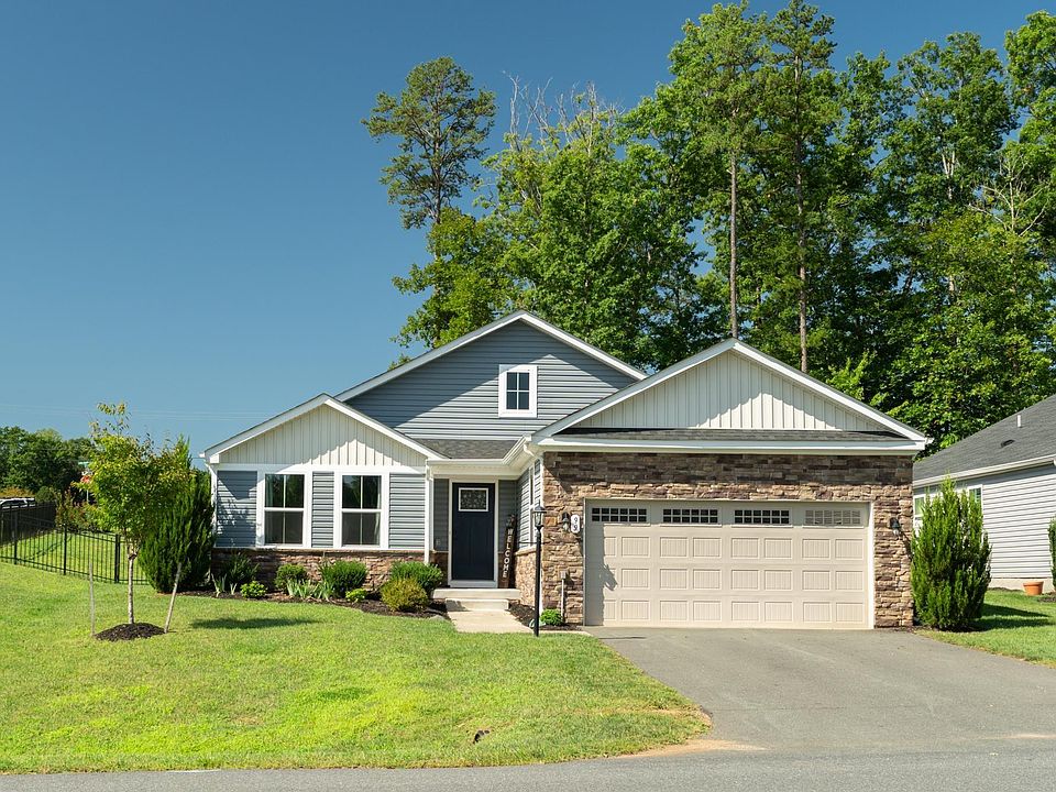 1st image of 99 Park Dr