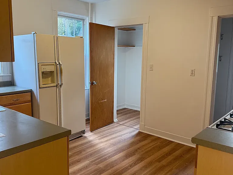 21 Hardy Ave #21 — Photo 9