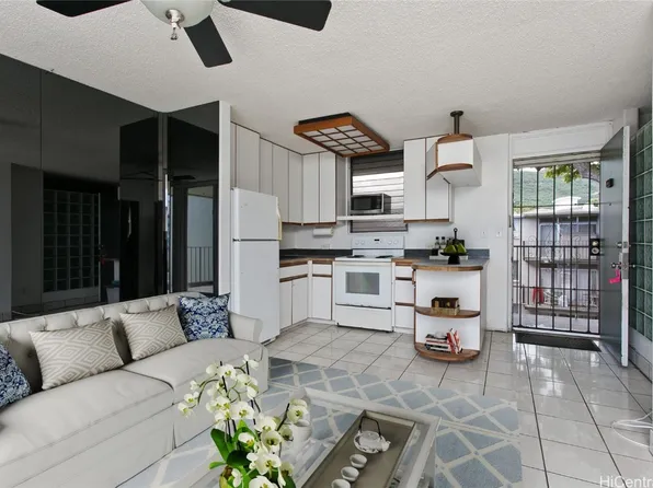 1914 University Ave APT 413, Honolulu, HI 96822