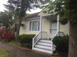 16 Franklin St, Danvers, MA 01923