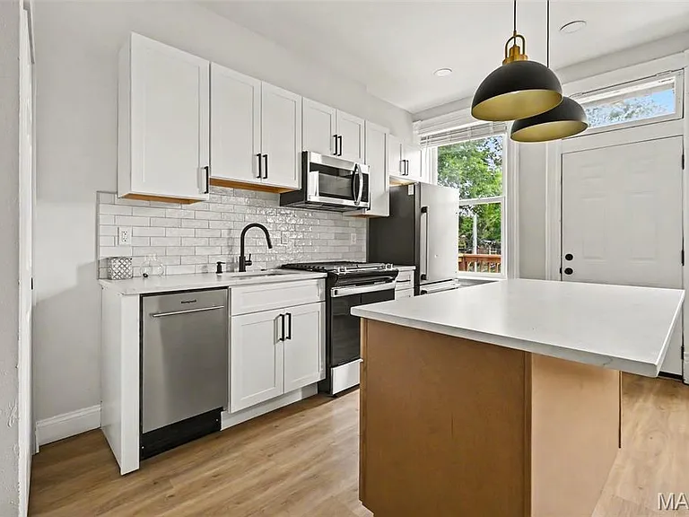 4539 Arco Ave #2 — Photo 3