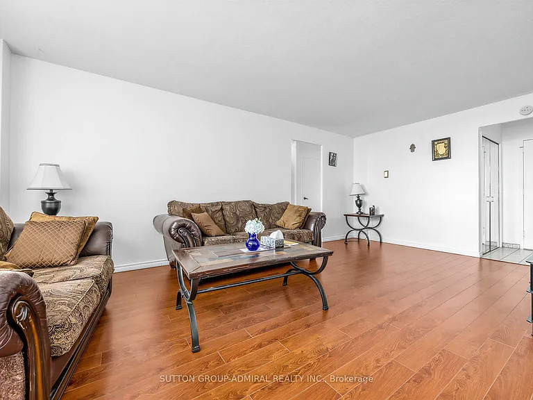 130 Neptune Dr #505 — Photo 7