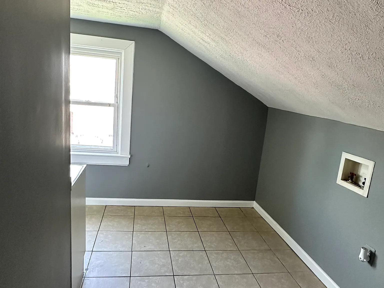 2 bed, $950 — Photo 4