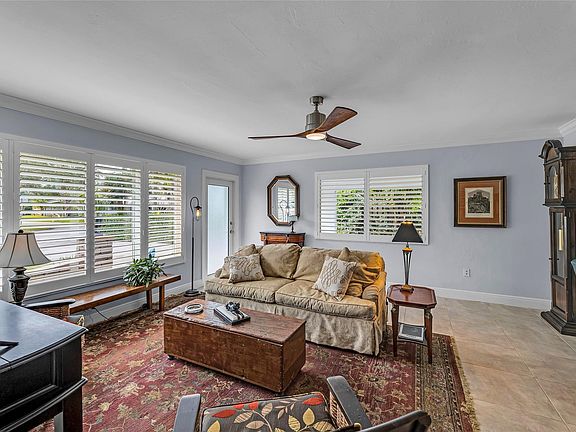 5th image of 141 NW 20th Street