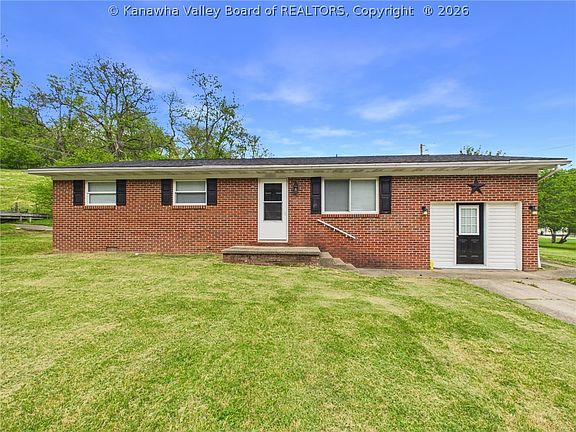 5th image of 5392 Newcomb Creek Rd
