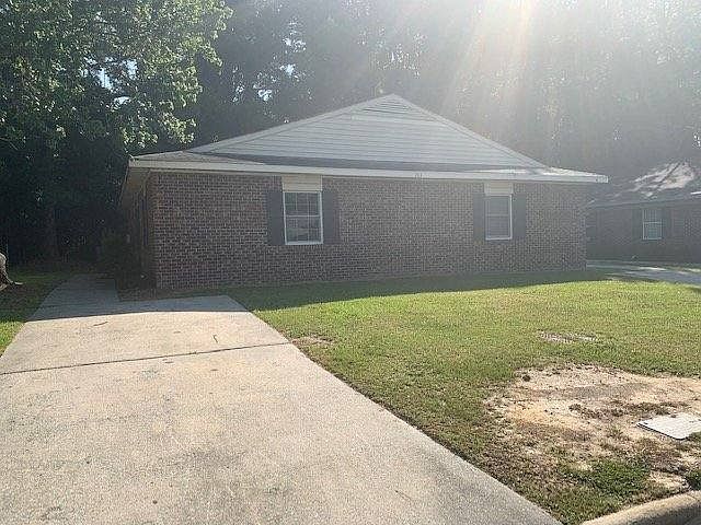 1st image of 203A Lindbeth Dr
