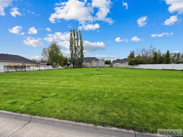 6114 Bayhill Dr, Idaho Falls, ID 83401