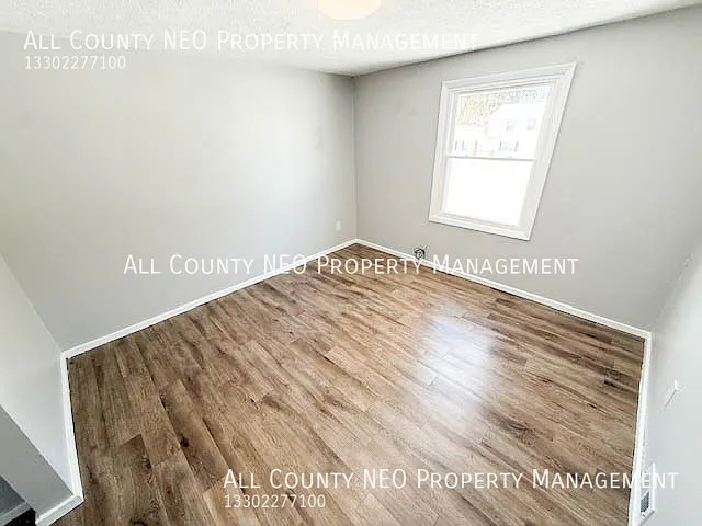 9584 Greenmeadow Rd #C — Photo 15