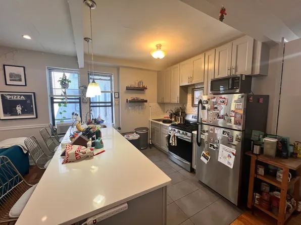 1575 President Street 10 image 1 of 18