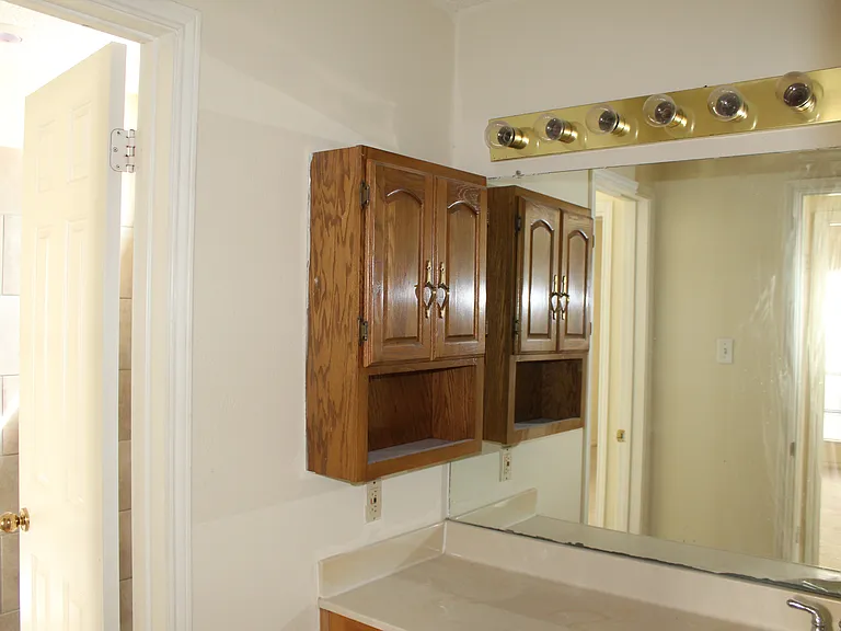 3001 Cedar St #114 — Photo 9
