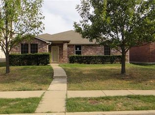 1424 Golden Grass Dr, Lancaster, TX 75134