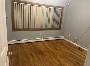 9924 217th St, Jamaica, NY 11429