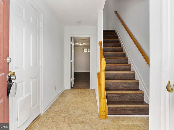 2nd image of 202 Regina Ln