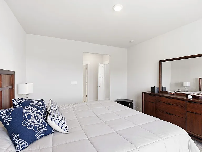 1615 Chelmsford Ct — Photo 18