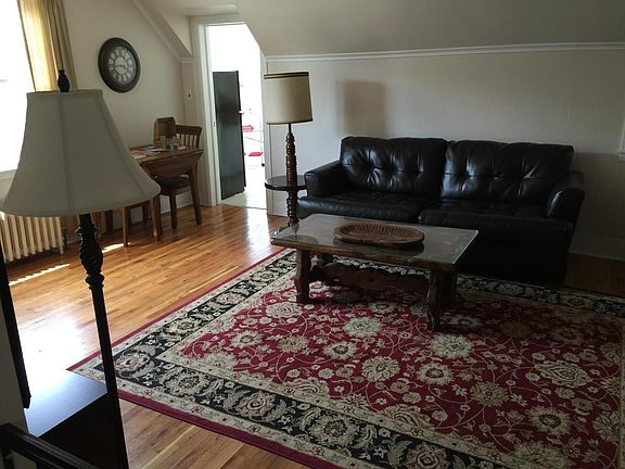 5th image of 159 Lake Ave #2