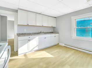 185 Willow St #3B, Waterbury, CT 06710