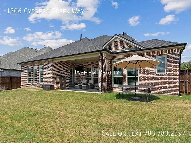 1306 Cypress Creek Way — Photo 40