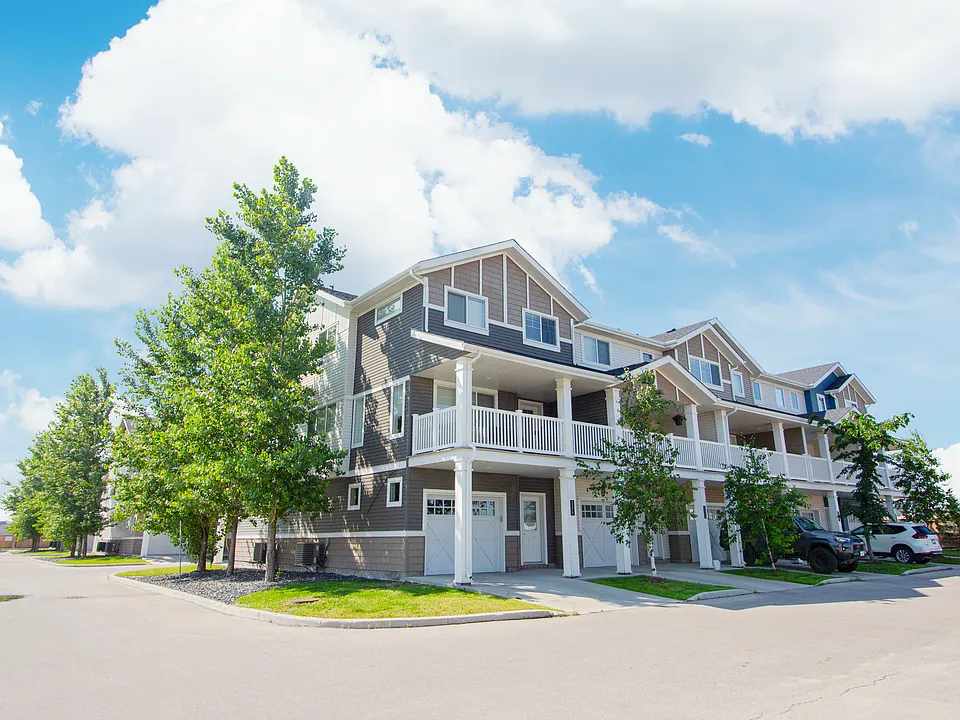 100 Southview Cres #607