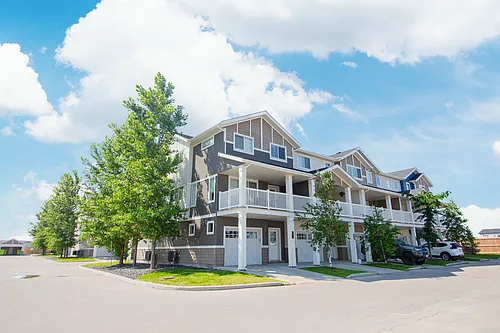100 Southview Cres #1203 Photo 1