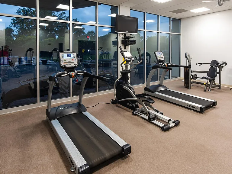 655 S Riverside Dr #1502 — Photo 35