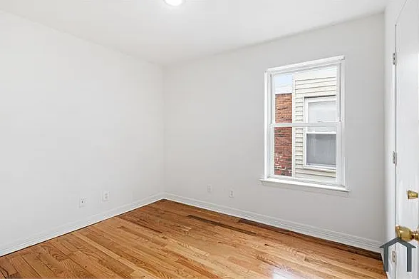 322 N Edgewood St — Photo 13