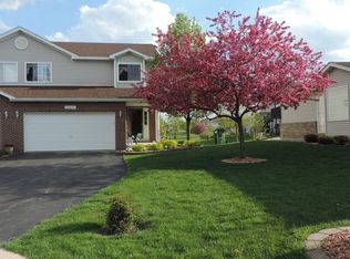 26437 W Spur Ct #B, Channahon, IL 60410