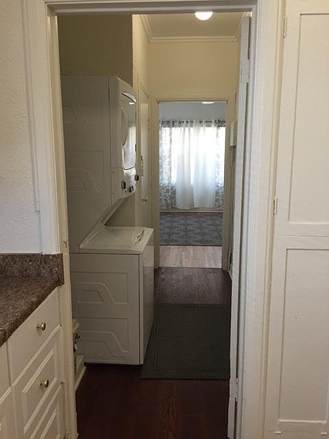 1st image of 3924 Wisconsin St #1