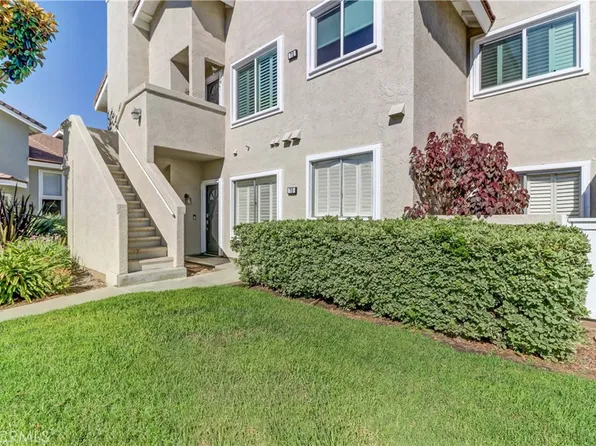 70 Greenmoor #35, Irvine, CA 92614