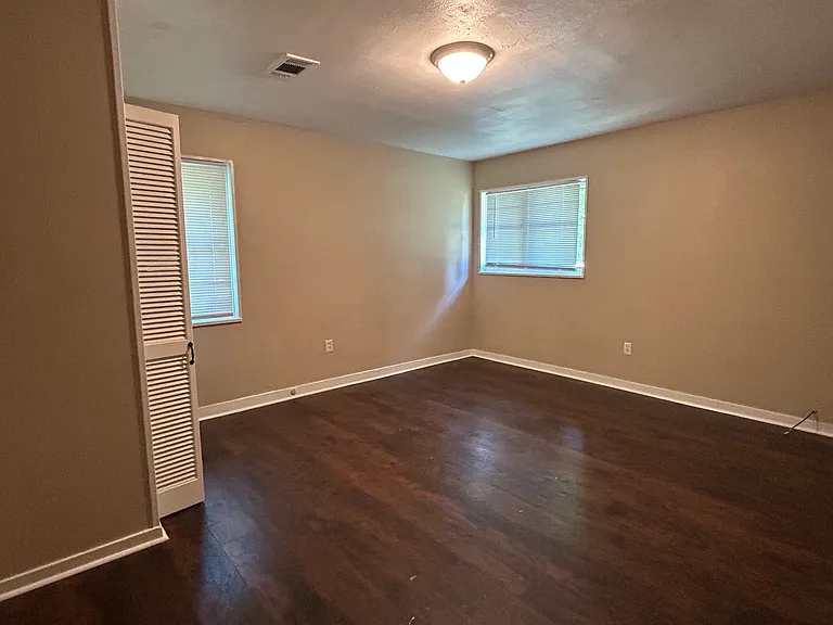 920 Woody Dr — Photo 14