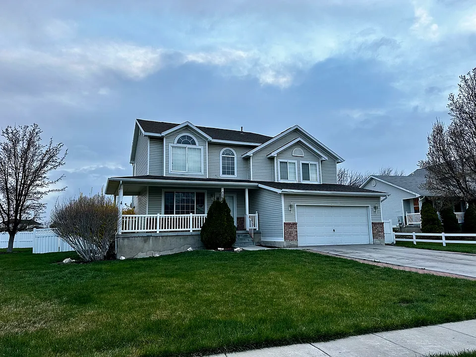 60 Spyglass Dr