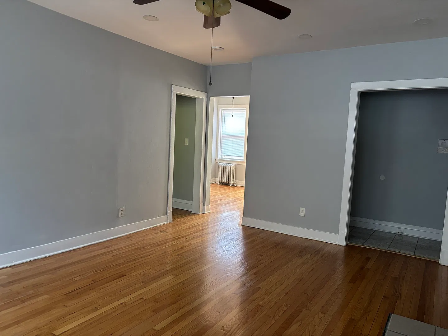 2 bed, 1200 sqft, $1,300 — Photo 3